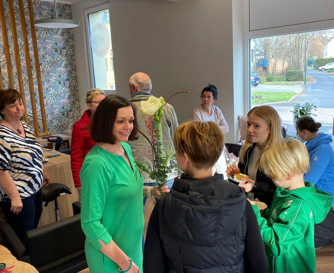 Bildstory von der Eröffnung des Salons Style 47 - Friseur und Kosmetik in Wachau bei Markkleeberg