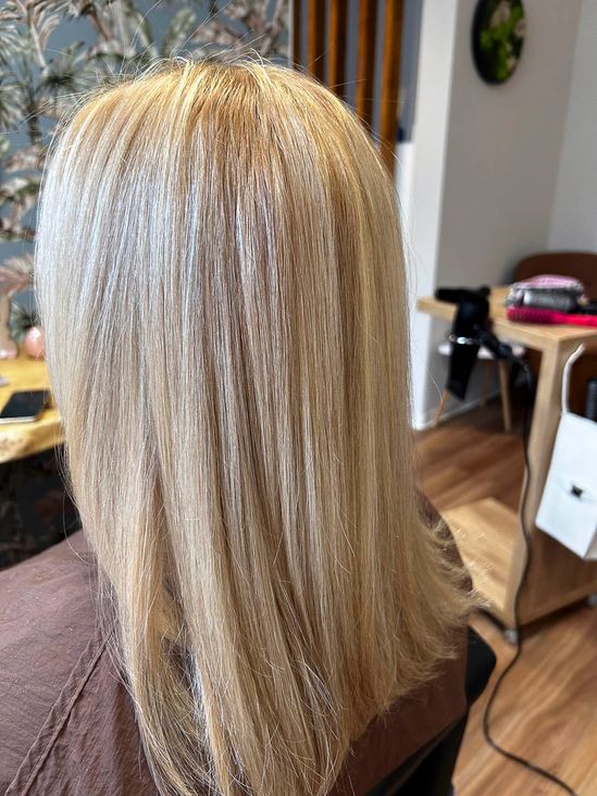 Friseurbesuch bei Style 47 - Friseur und Kosmetik in Wachau bei Markkleeberg